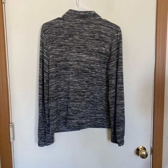 Just juicy couture size medium zip up to gray jacket with detail on pockets - Picture 2 of 5